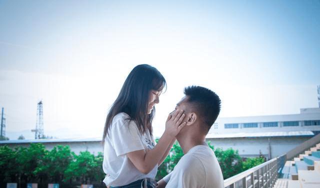 解锁更多有趣问题,畅聊有个女生无故对我态度不好,我都没和她说过话,我有那么丑吗??吉鹿力问答社区